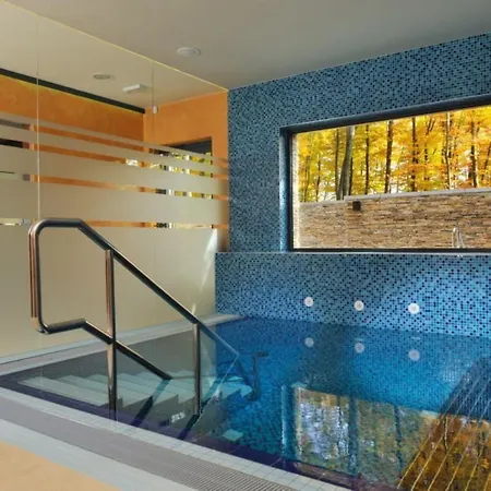 Posestvo Pule Equestrian Estate ホテル 4*