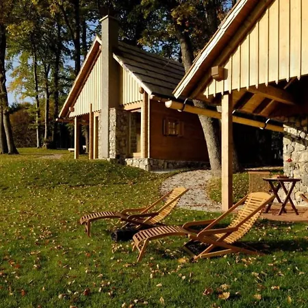 ホテル Posestvo Pule Equestrian Estate Trebelno