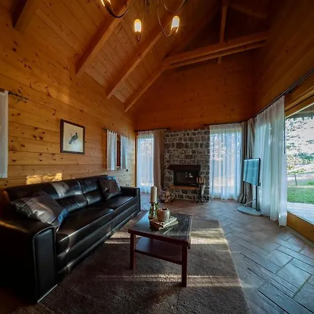 Posestvo Pule Equestrian Estate Hotel Trebelno