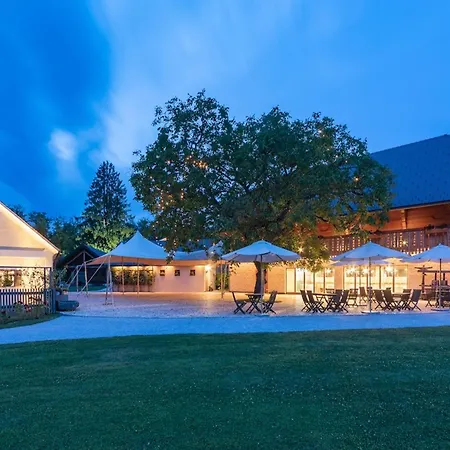 Posestvo Pule Equestrian Estate Hotel Trebelno