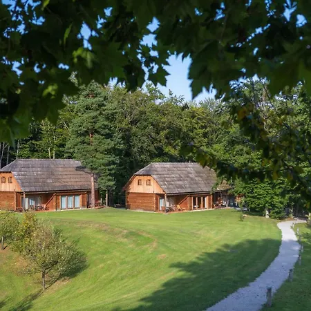 Posestvo Pule - Pule Estate Hotel Trebelno