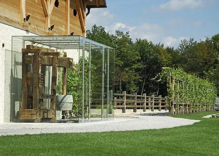 Hotel Posestvo Pule Equestrian Estate