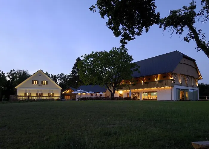 Hotel Posestvo Pule Equestrian Estate 4*