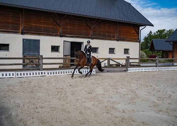 Posestvo Pule Equestrian Estate