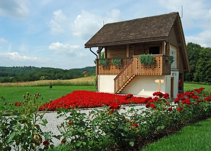 Hotel Posestvo Pule Equestrian Estate